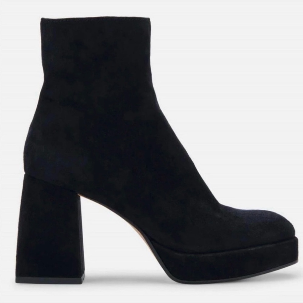 Dolce Vita Black Ulysses Suede Heeled Boots size 9